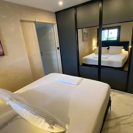 Appartement 50M2 Spa Prive Saint Aygulf Exterior photo