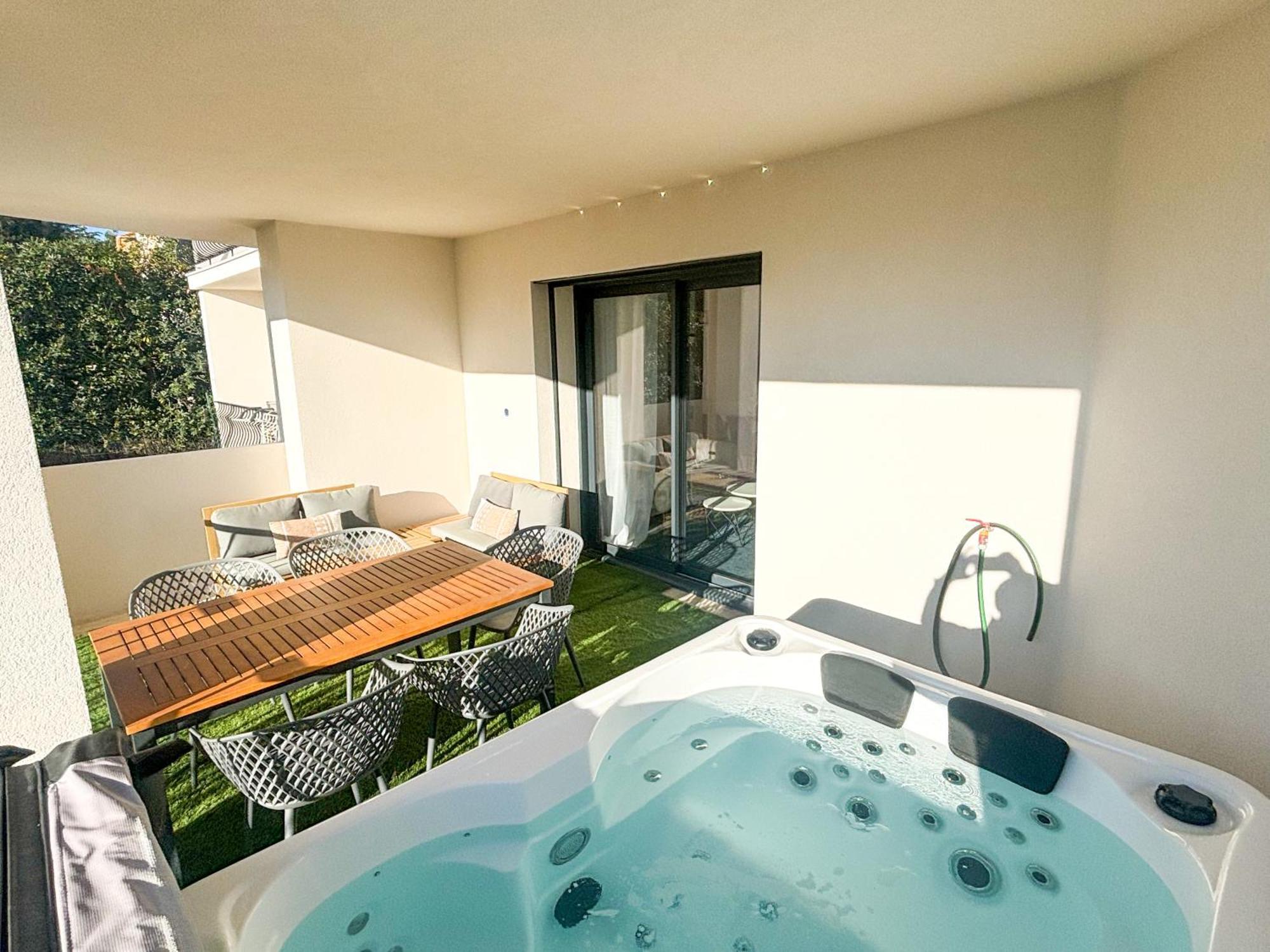 50m2 Prive * Saint Aygulf